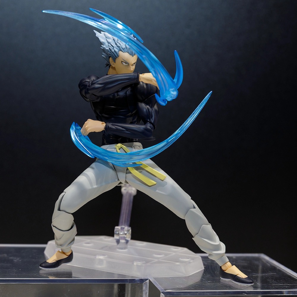 Prototipo pintado Garou ONE-PUNCH MAN KAIYODO REVOLTECH Wonder Festival 2025 Summer WONFES WF2025S